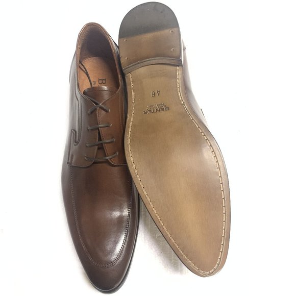 Man Shoes - Picture 3 of 3